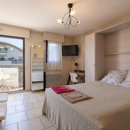 Appartement Proche Lac Et Commerces آنسي المظهر الخارجي الصورة